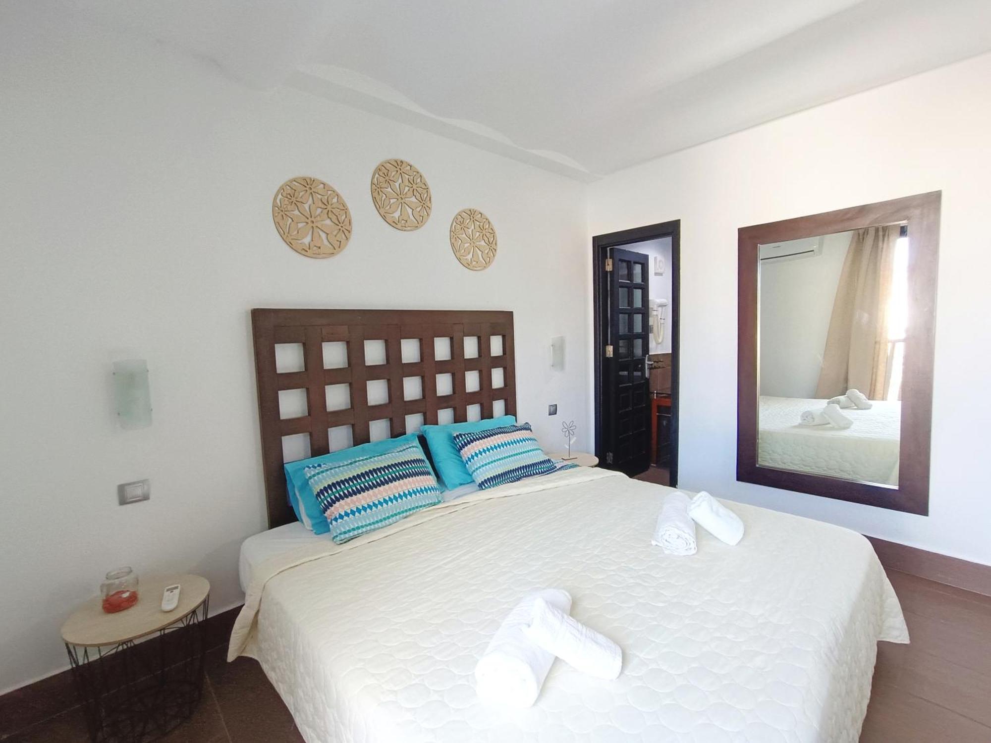 Apartment Sun Club Playa Del Aguila  Bagian luar foto